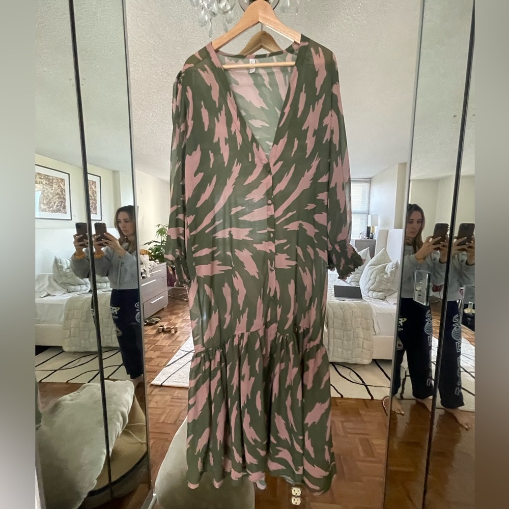 Mar de Lua beach dress / coverup. NWOT. One Size.